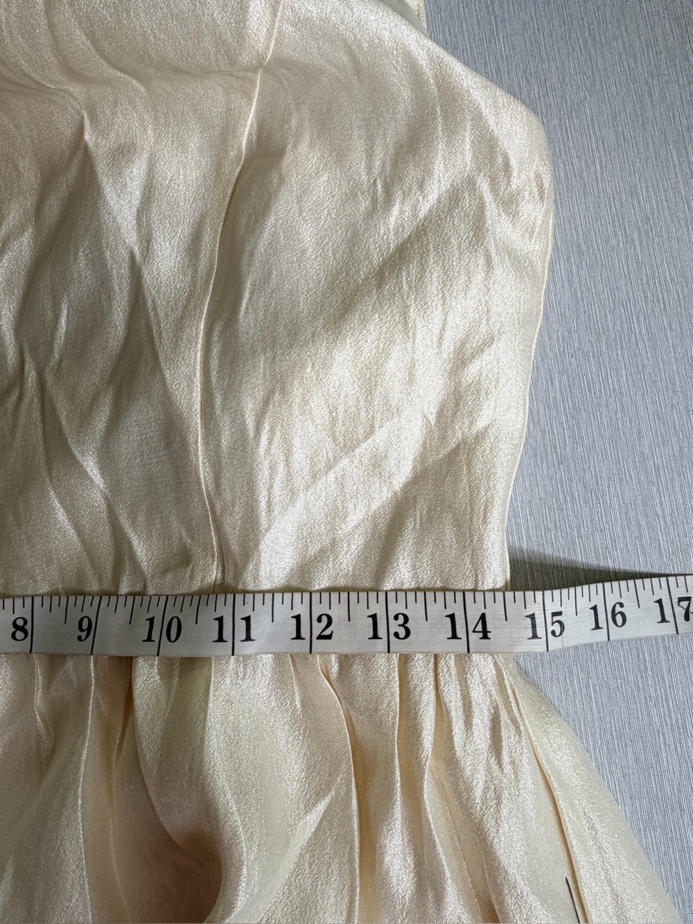 Lulus Rivia Ivory Mock Neck Cutout Midi Dress Size M NWT - Picture 10 of 13